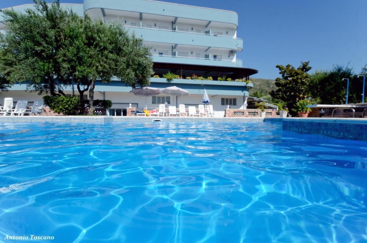 Hotel Blu Eden Прая-а-Маре Екстер'єр фото