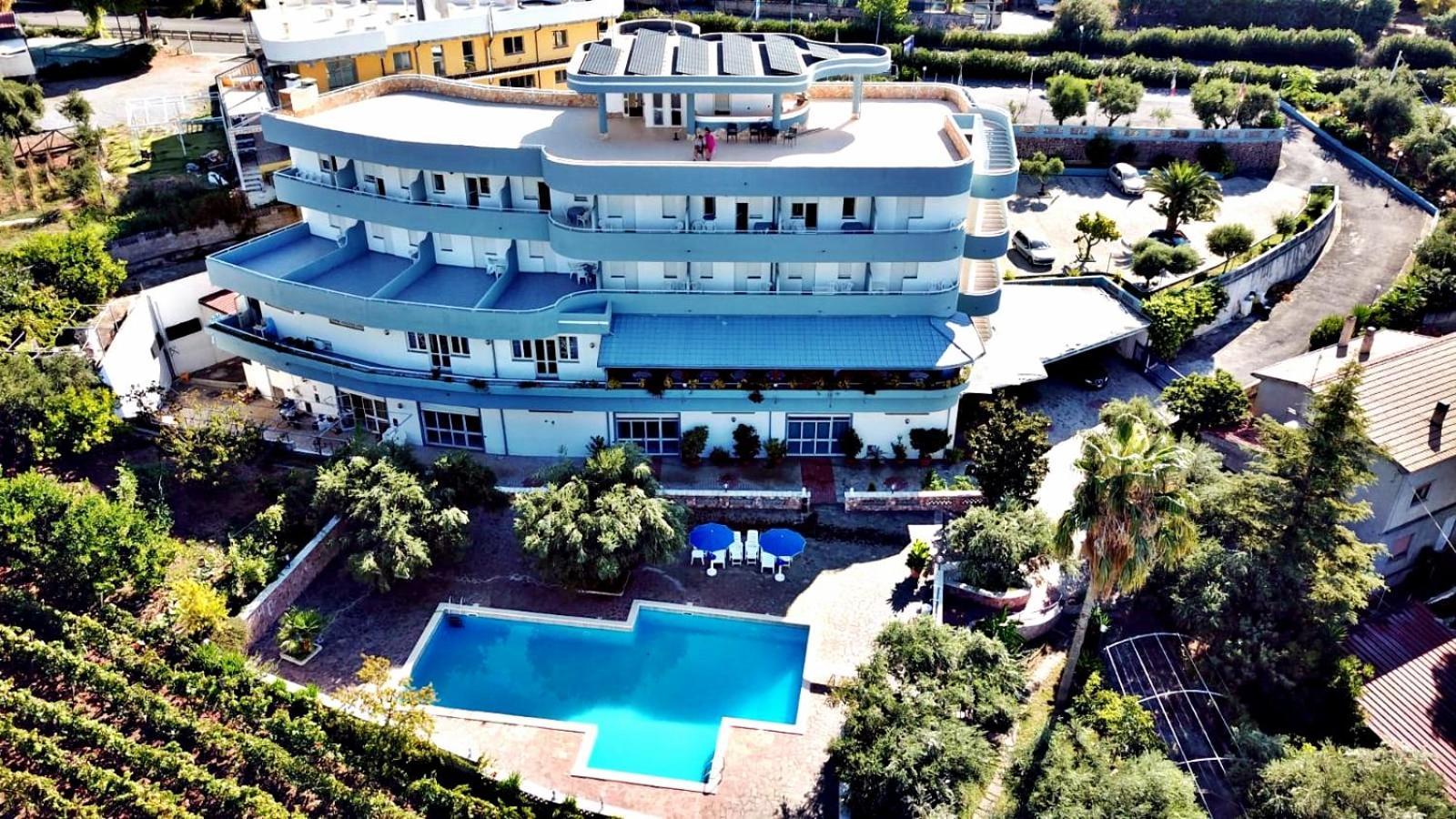 Hotel Blu Eden Прая-а-Маре Екстер'єр фото